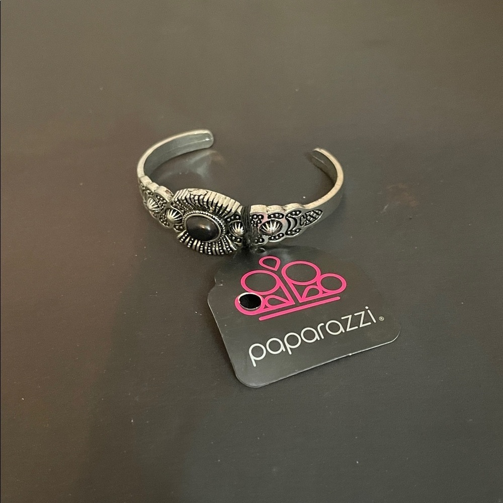Paparazzi Intricate Silver and Black Bracelet